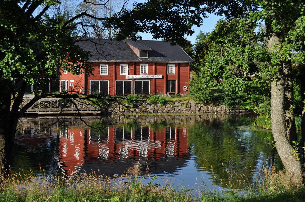 Slussen Bed&Breakfast Örebro Exterior foto