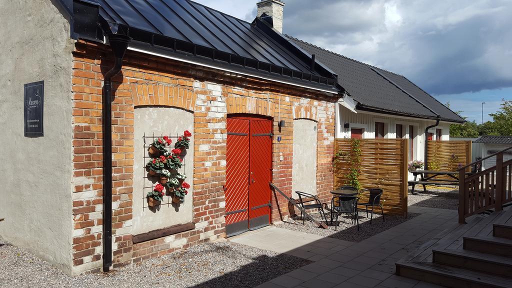 Slussen Bed&Breakfast Örebro Exterior foto